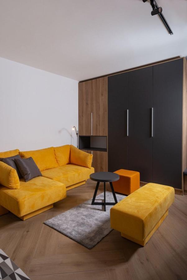 Republic Square Apartment - With Garage Novi Sad Exteriér fotografie
