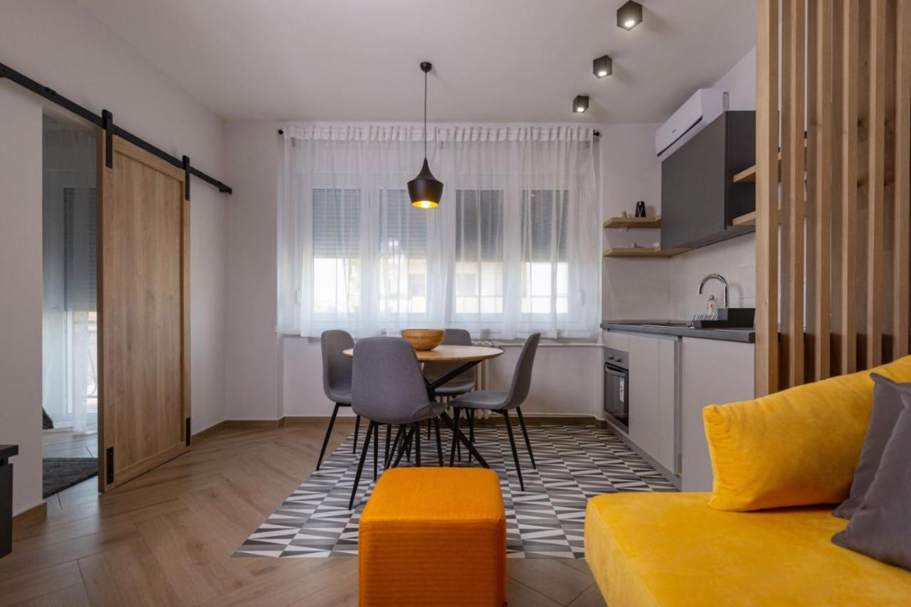 Republic Square Apartment - With Garage Novi Sad Exteriér fotografie